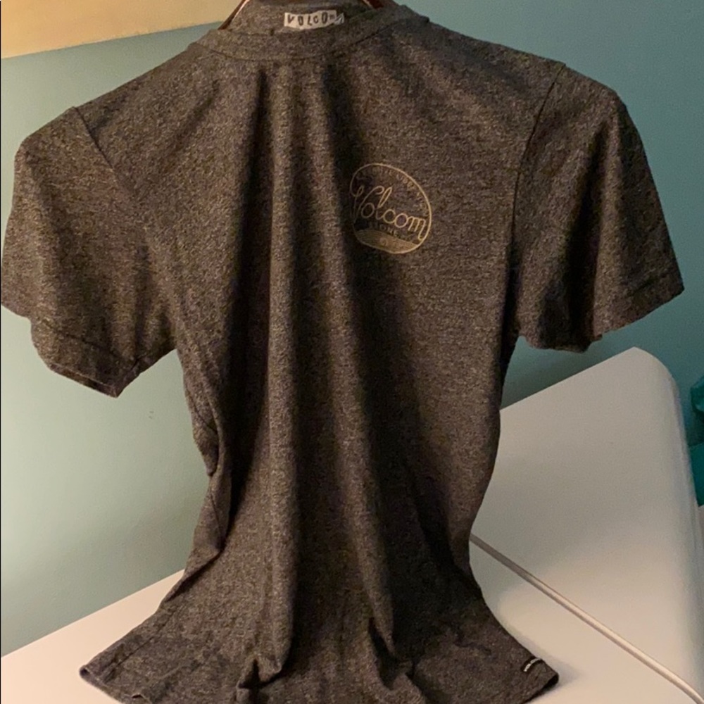 Volcom young men’s T-shirt